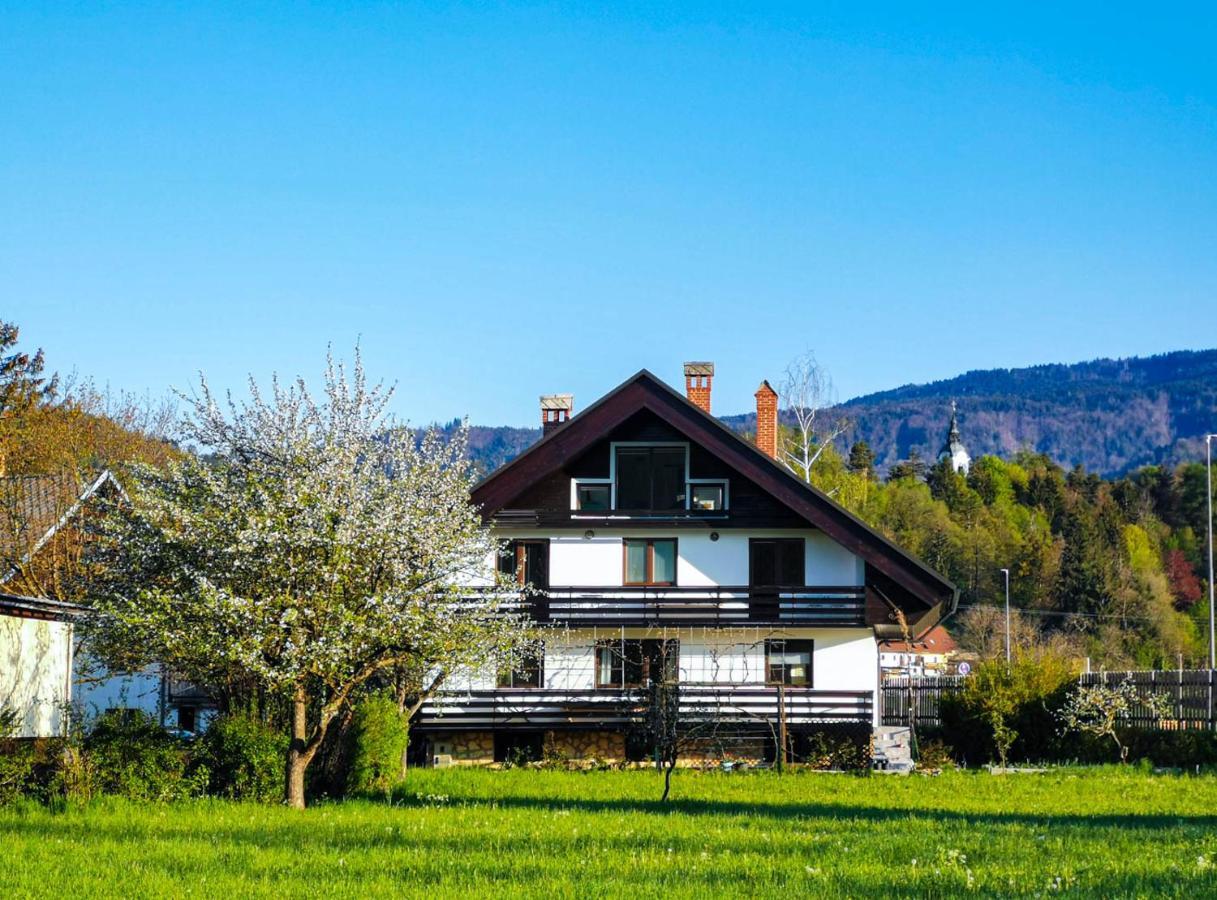Deerwood Villa-Modern Cozy Apartment With Castle View Bled Exterior photo